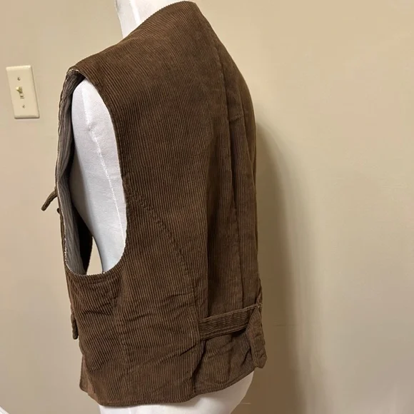 Tommy Hilfiger Men's Brown Corduroy Vest Size M pre-owned. - Picture 2 of 5